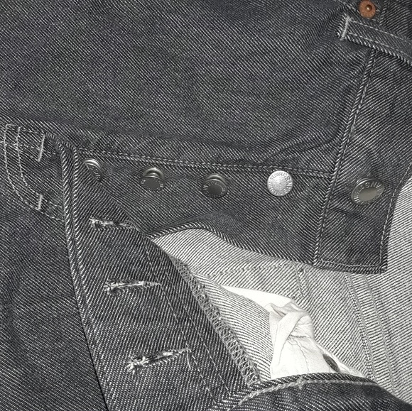 Jeans - Picture 2 of 4